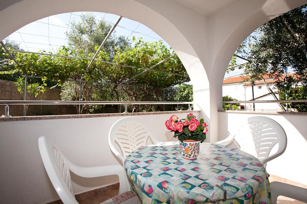 Apartments Mato Krk Town Exterior photo